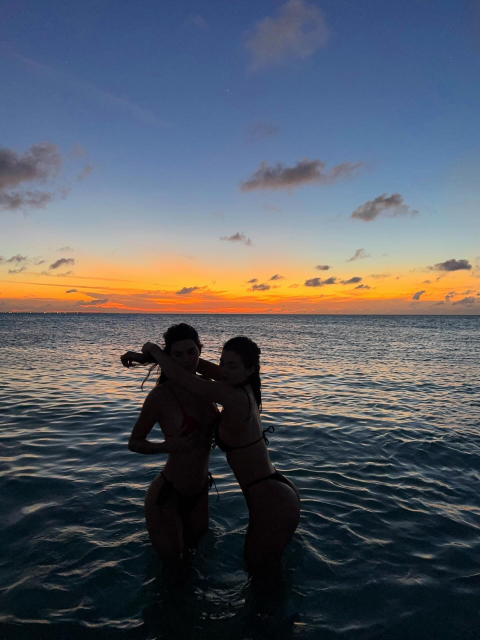 Filename=kyliejenner_20250514_008.jpg
Filesize=297KiB
Dimensions=1440x1920
Date added=Jul 01, 2025 kyliejenner_20250514_008.jpg